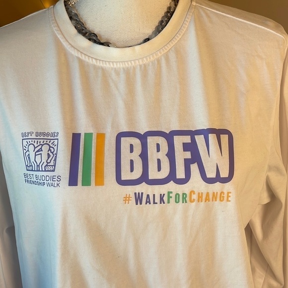 Best Buddies Friendship Walk long sleeve fundraiser shirt. Size Medium. - Picture 1 of 6